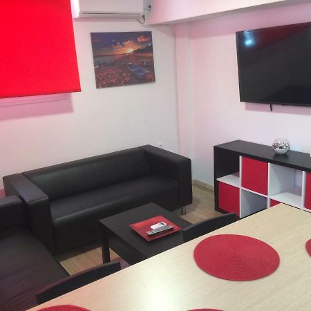 Loutraki Hostel Ngoại thất bức ảnh
