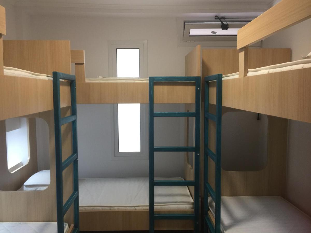 Loutraki Hostel Ngoại thất bức ảnh